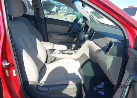 2017 Kia Sportage Lx z USA, uszkodzony, nr VIN KNDPM3AC4H7036581